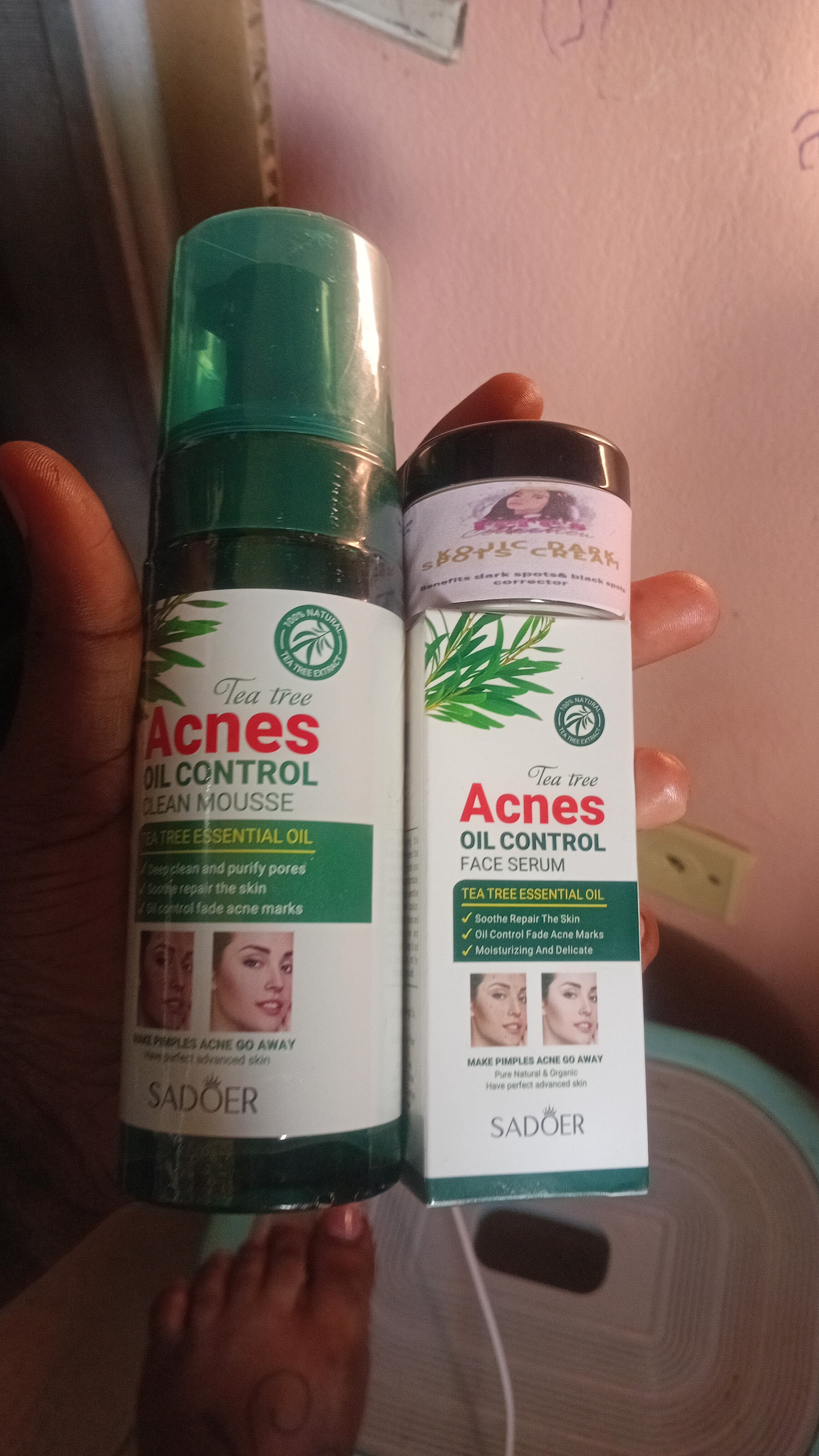 Spots Combo Deal – Tea Tree 🌿

Clear your skin and boost your glow with our Tea Tree Spots Combo. This powerful skincare combo is specially designed to help fight acne, reduce dark spots, and keep your skin fresh and healthy. Tea tree is known for its na